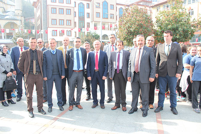 10mart06.jpg 10mart06.jpg