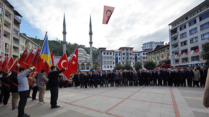 12-003.jpg 12-003.jpg