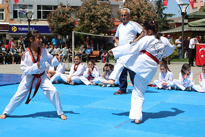 19may05.jpg 19may05.jpg