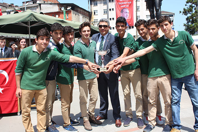 19may06.jpg 19may06.jpg