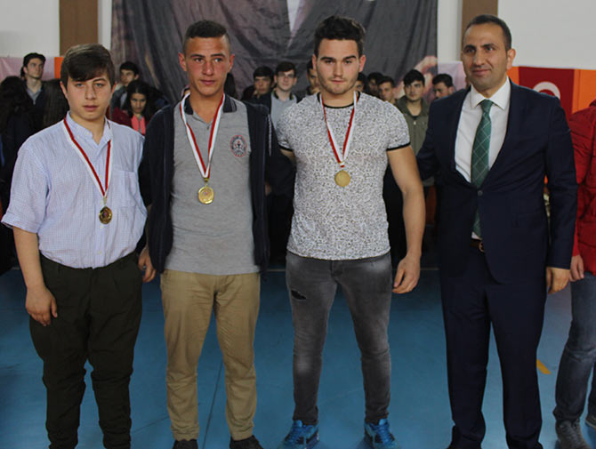 19may9.jpg 19may9.jpg