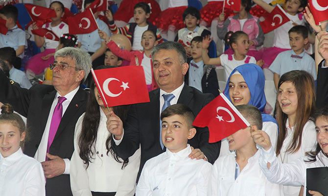 23nisan02-001.jpg 23nisan02-001.jpg