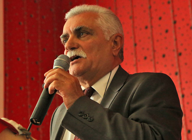 adnanakkaya1.jpg adnanakkaya1.jpg