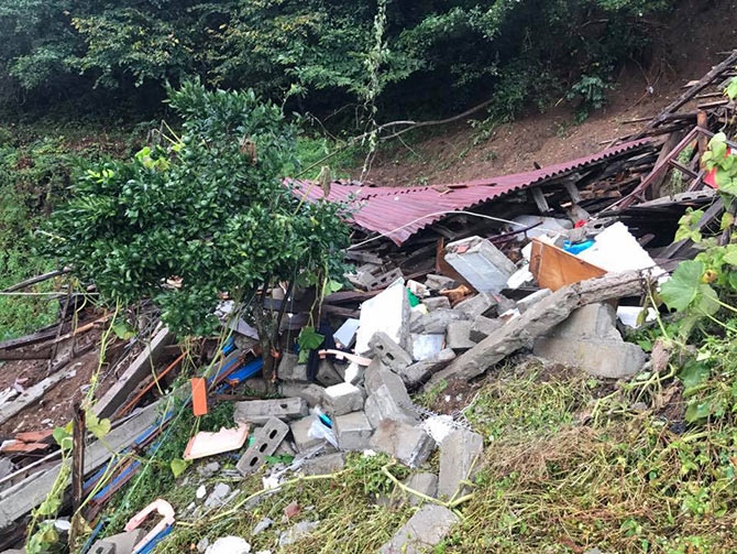 afet4-002.jpg afet4-002.jpg