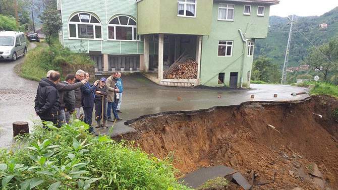 afet5-002.jpg afet5-002.jpg