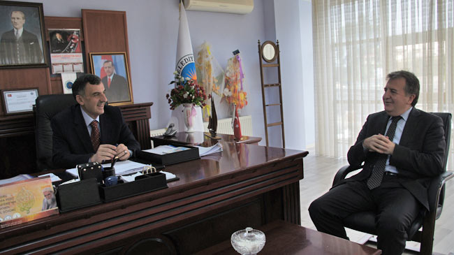 ahmetbasa_huseyinyenice01.jpg ahmetbasa_huseyinyenice01.jpg