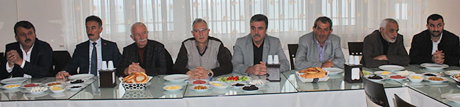 ak4-002.jpg ak4-002.jpg