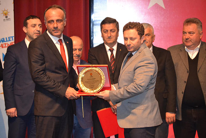 ak5-001.jpg ak5-001.jpg