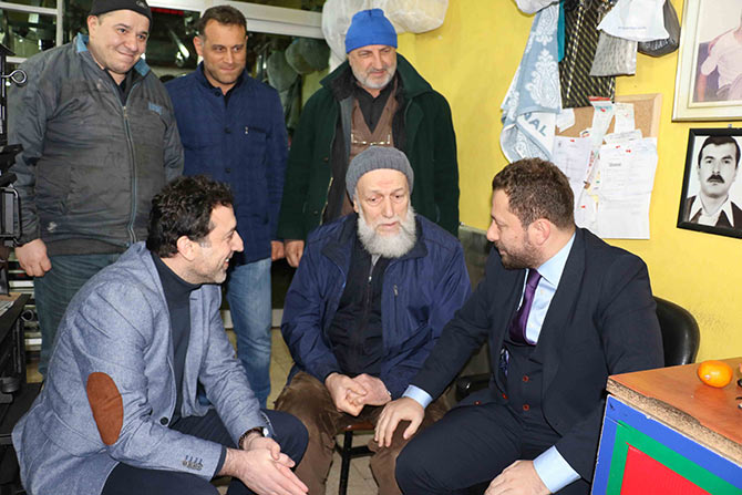 ak8-002.jpg ak8-002.jpg