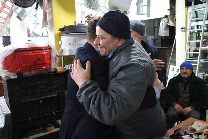 ak9-002.jpg ak9-002.jpg