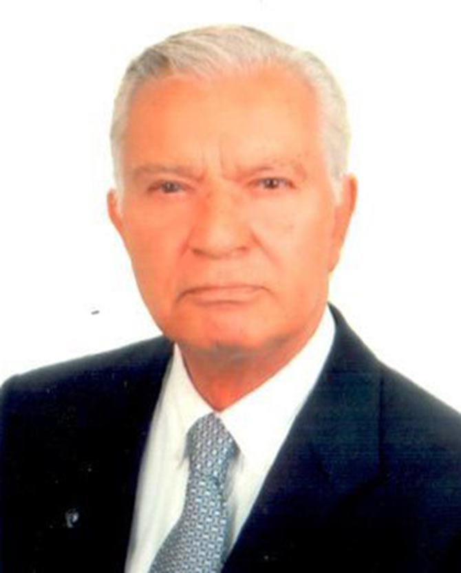 akcal001.jpg akcal001.jpg