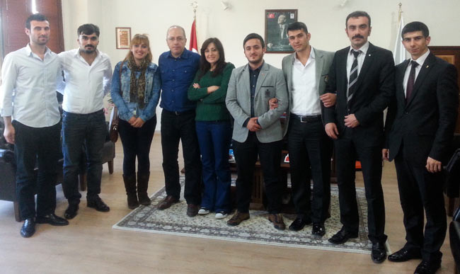 akgenc2.jpg akgenc2.jpg