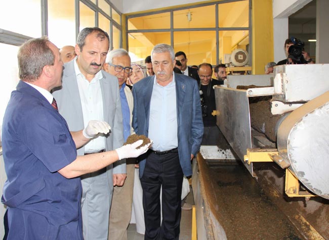 akil3.20130520185853.jpg akil3.20130520185853.jpg