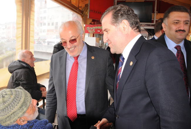 akpart08.jpg akpart08.jpg