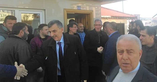 akpazar6-001.jpg akpazar6-001.jpg