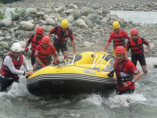 akutakut3.jpg akutakut3.jpg