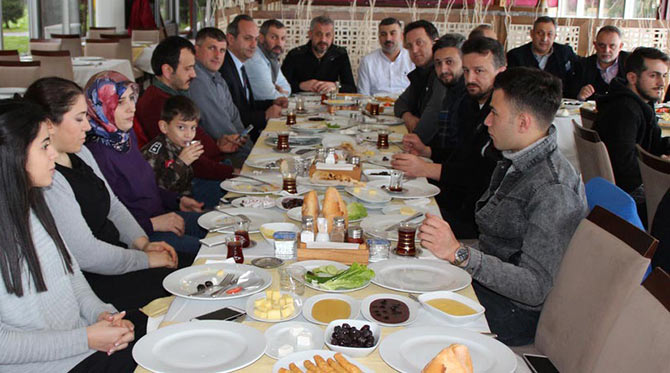 alihan1-001.jpg alihan1-001.jpg