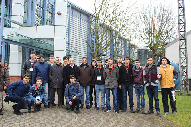 alman3.jpg alman3.jpg