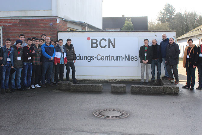 alman6.jpg alman6.jpg