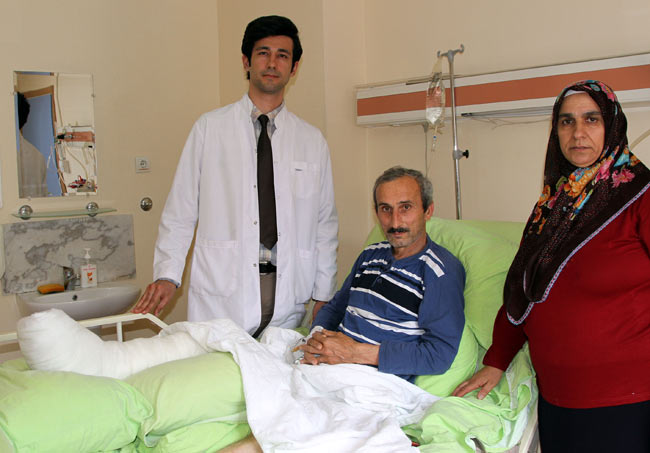 ameliyat02.jpg ameliyat02.jpg