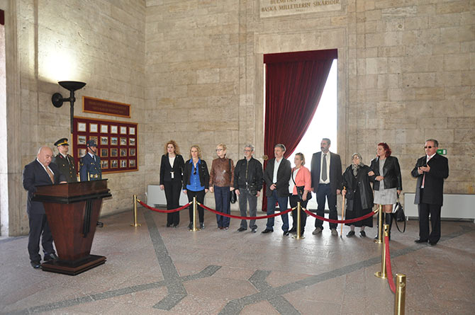 ank1-001.jpg ank1-001.jpg