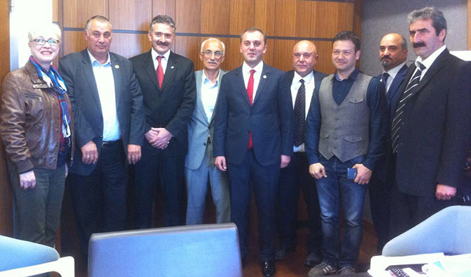 ank4-001.jpg ank4-001.jpg