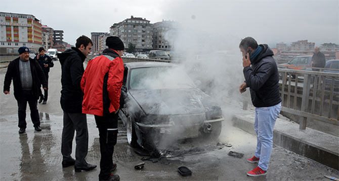 arac2-002.jpg arac2-002.jpg