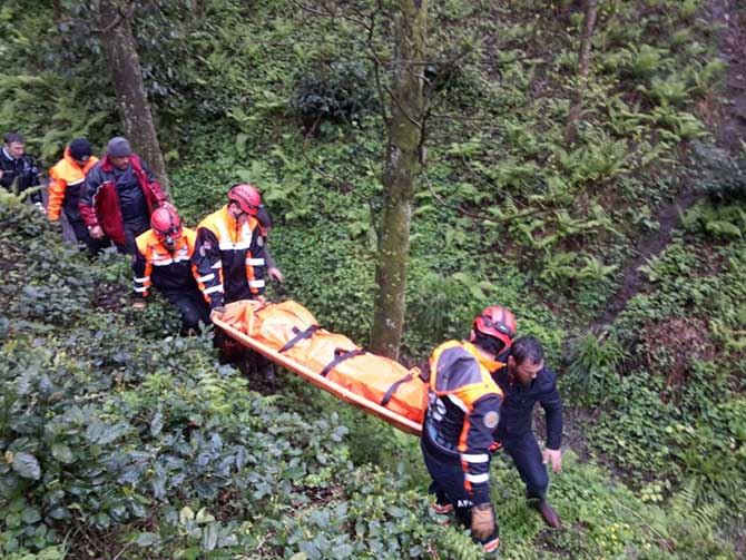 arama1-001.jpg arama1-001.jpg