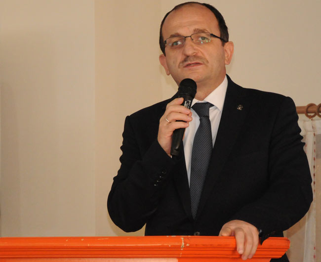 ardesenhikmetayar2.jpg ardesenhikmetayar2.jpg