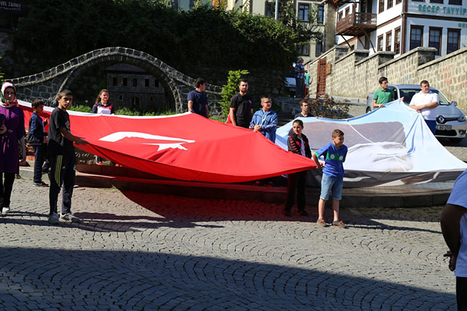 ataturk5.jpg ataturk5.jpg