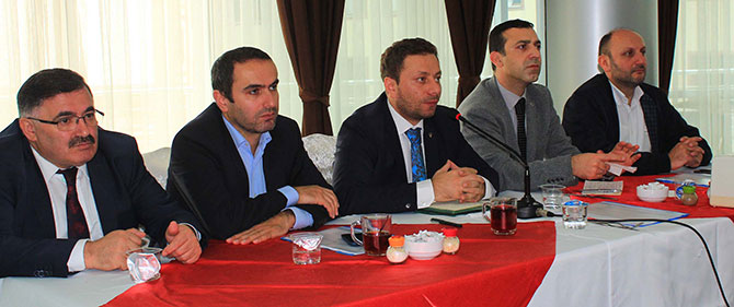 avci3-003.jpg avci3-003.jpg