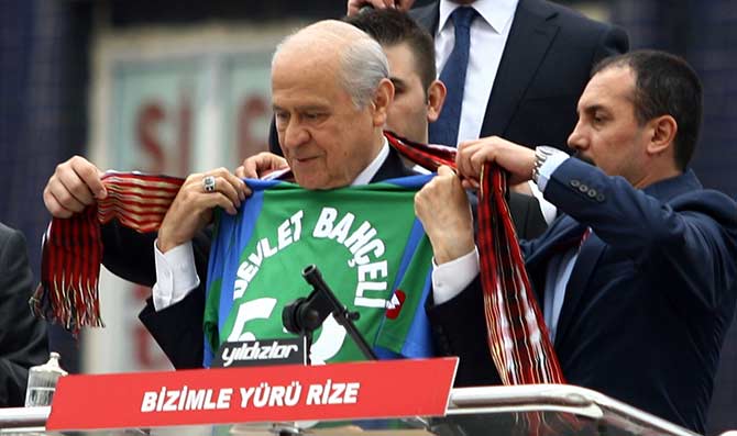 bahceli4.jpg bahceli4.jpg