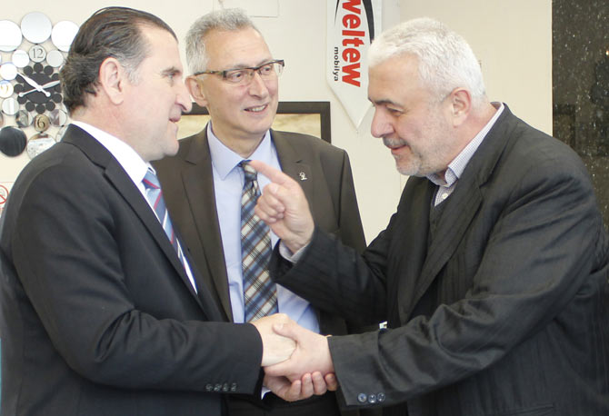 bak01-001.jpg bak01-001.jpg