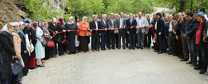 bak03-002.jpg bak03-002.jpg