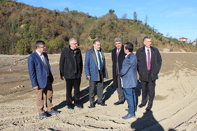 bak1-023.jpg bak1-023.jpg