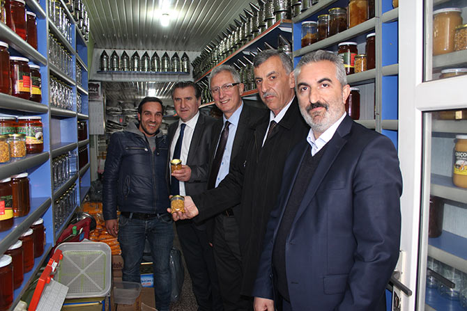 bak12-004.jpg bak12-004.jpg