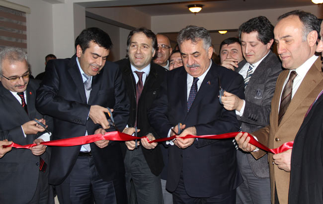 bakan.20120131150206.jpg bakan.20120131150206.jpg