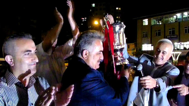 bakan01.jpg bakan01.jpg