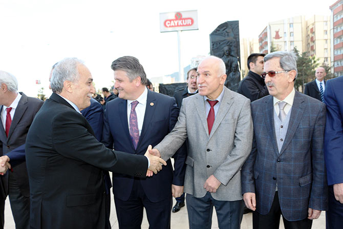 bakan03.jpg bakan03.jpg