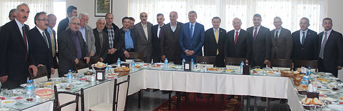 bakan1-001.jpg bakan1-001.jpg