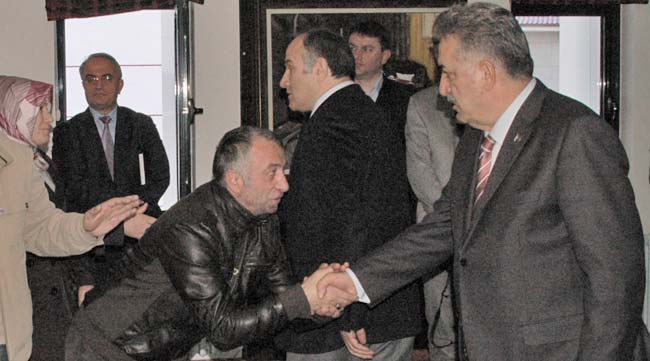 bakan1.jpg bakan1.jpg