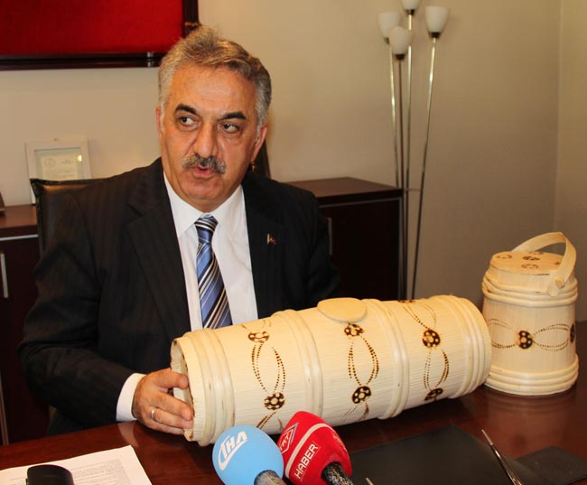 bakanyaz.jpg bakanyaz.jpg