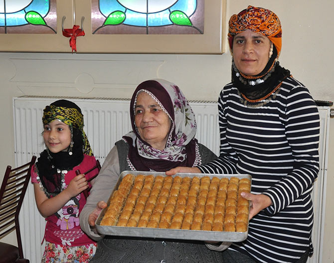 baklava2-001.jpg baklava2-001.jpg