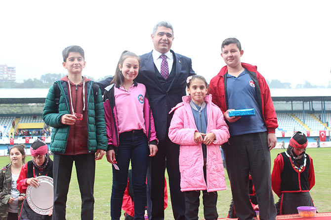 bayr1-003.jpg bayr1-003.jpg