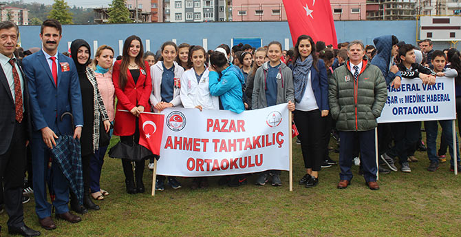 bayr15-001.jpg bayr15-001.jpg