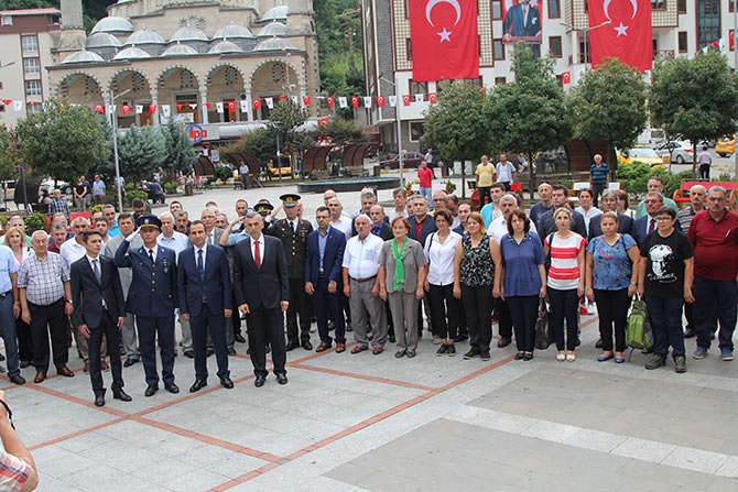 bayr2-004.jpg bayr2-004.jpg