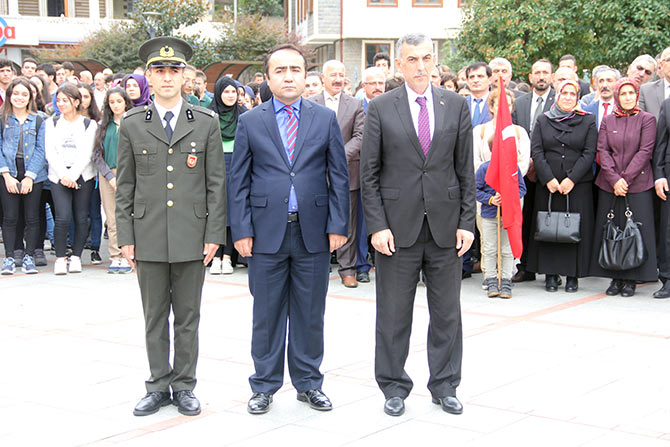 bayr2-005.jpg bayr2-005.jpg