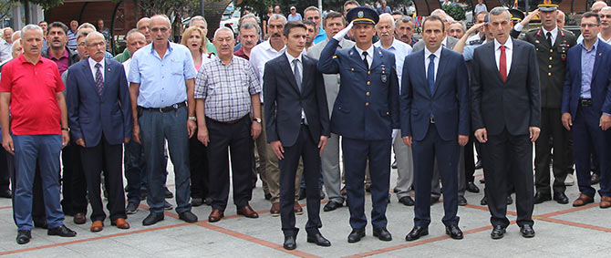 bayr4-003.jpg bayr4-003.jpg