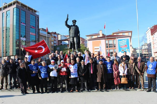 bayrak.jpg bayrak.jpg