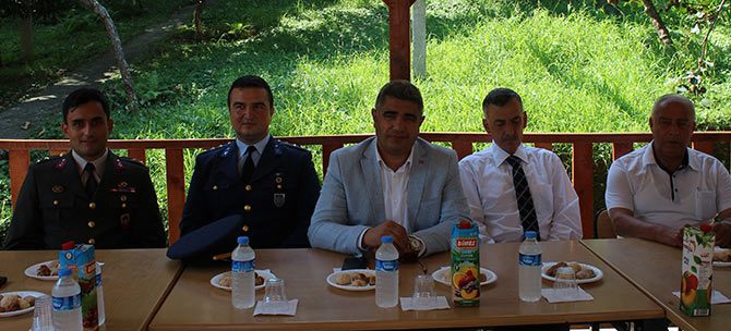 bayram12-003.jpg bayram12-003.jpg